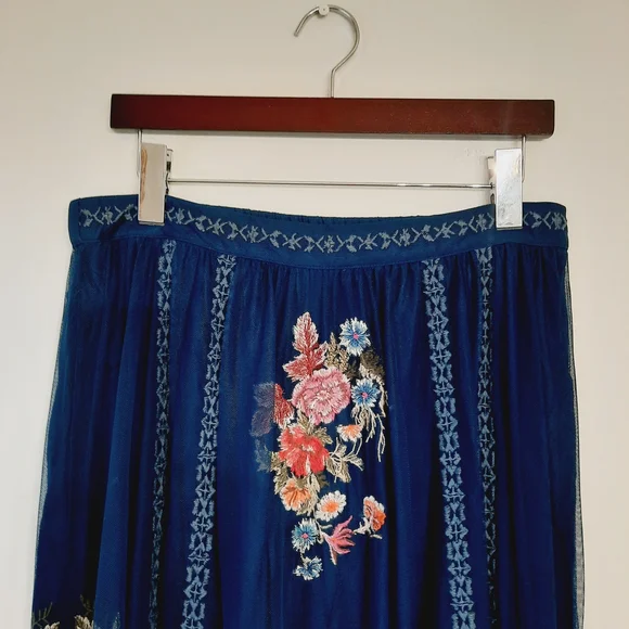 Sundance Poetry Embroidered Midi Skirt Medium NWT - Picture 5 of 8
